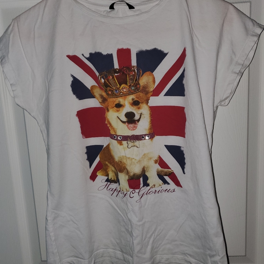 Corgi crown t shirt